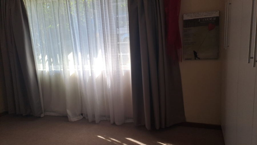 4 Bedroom Property for Sale in Beacon Bay Eastern Cape